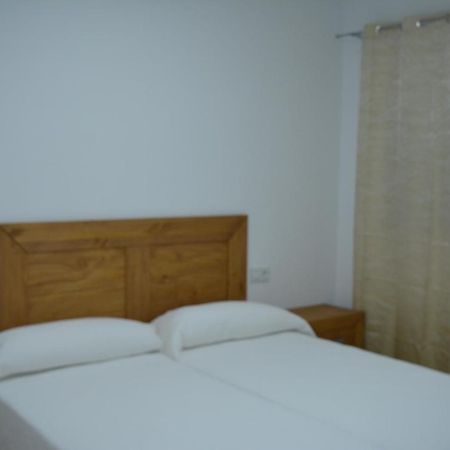 Apartamentos Turisticos La Terraza* Las Cabezas de San Juan Eksteriør bilde