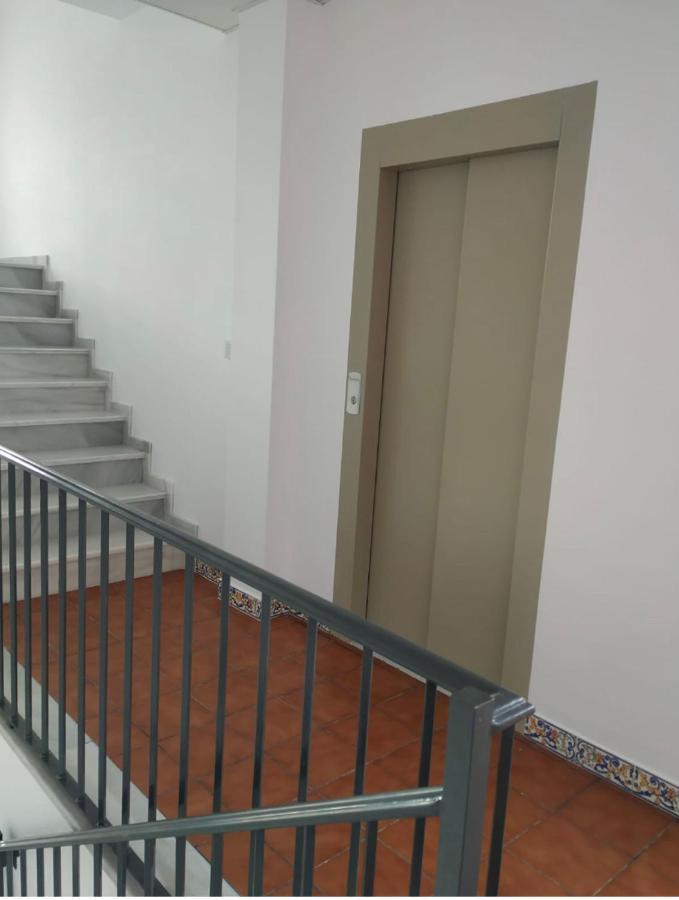 Apartamentos Turisticos La Terraza* Las Cabezas de San Juan Eksteriør bilde