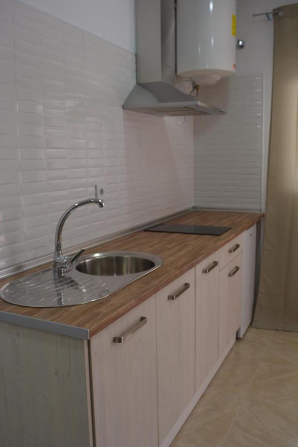 Apartamentos Turisticos La Terraza* Las Cabezas de San Juan Eksteriør bilde