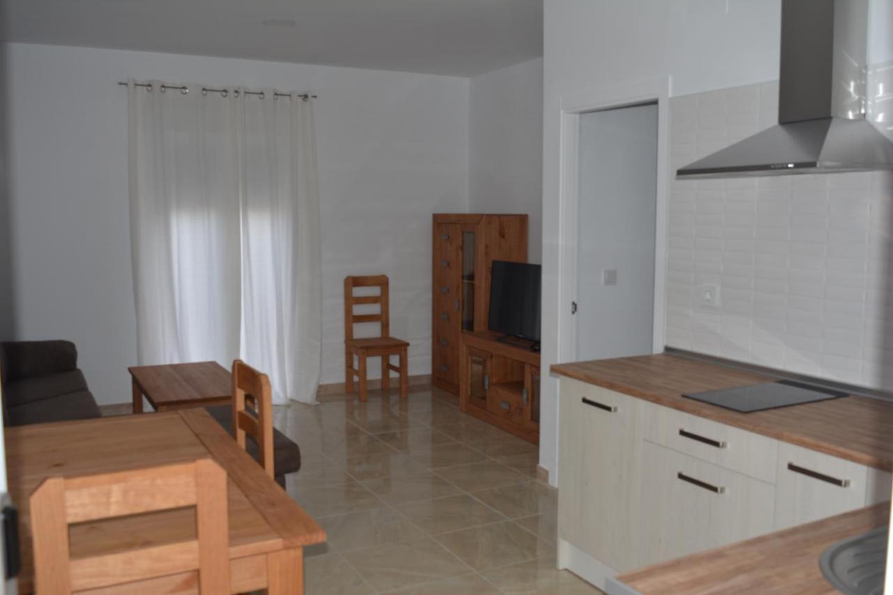 Apartamentos Turisticos La Terraza* Las Cabezas de San Juan Eksteriør bilde
