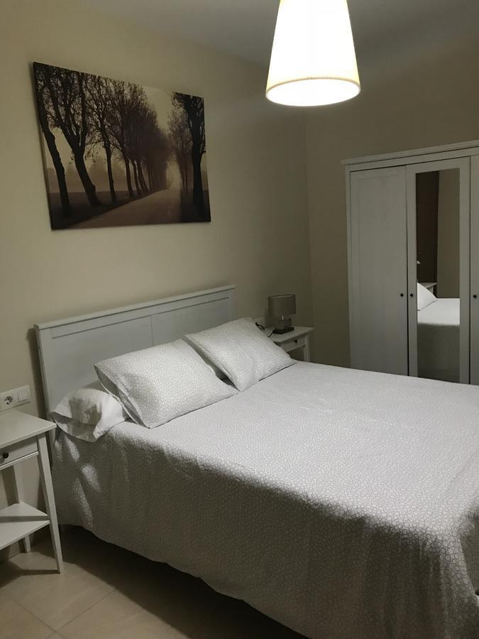 Apartamentos Turisticos La Terraza* Las Cabezas de San Juan Eksteriør bilde