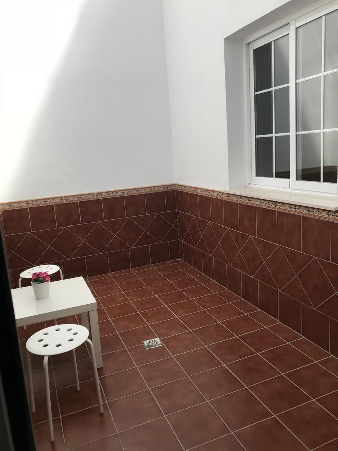 Apartamentos Turisticos La Terraza* Las Cabezas de San Juan Eksteriør bilde