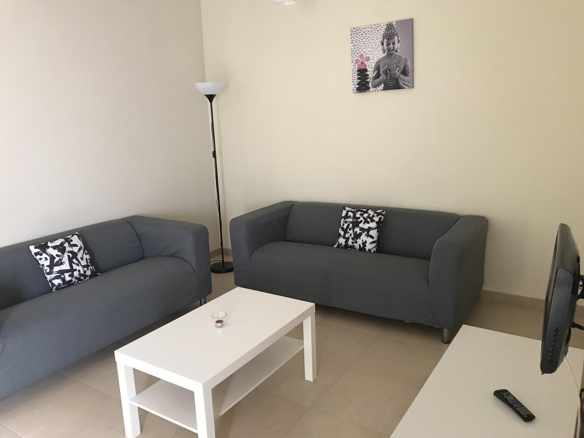 Apartamentos Turisticos La Terraza* Las Cabezas de San Juan Eksteriør bilde